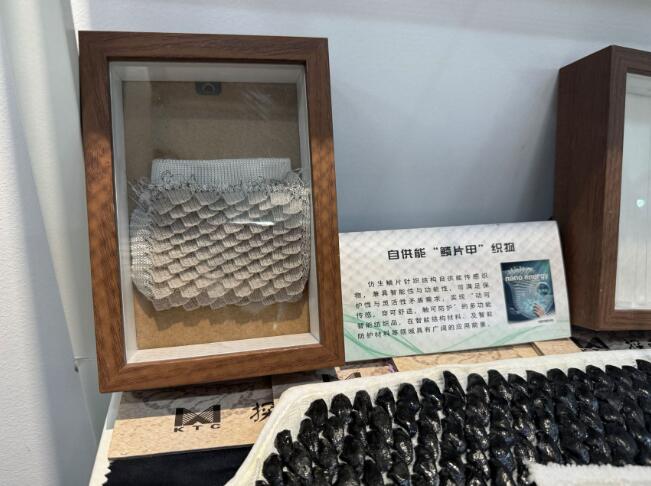 是什么“黑科技”让记者流连忘返？全国30余家主流媒体走进漫画柜
